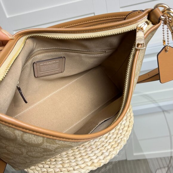coach handbag - Picture 7 of 8